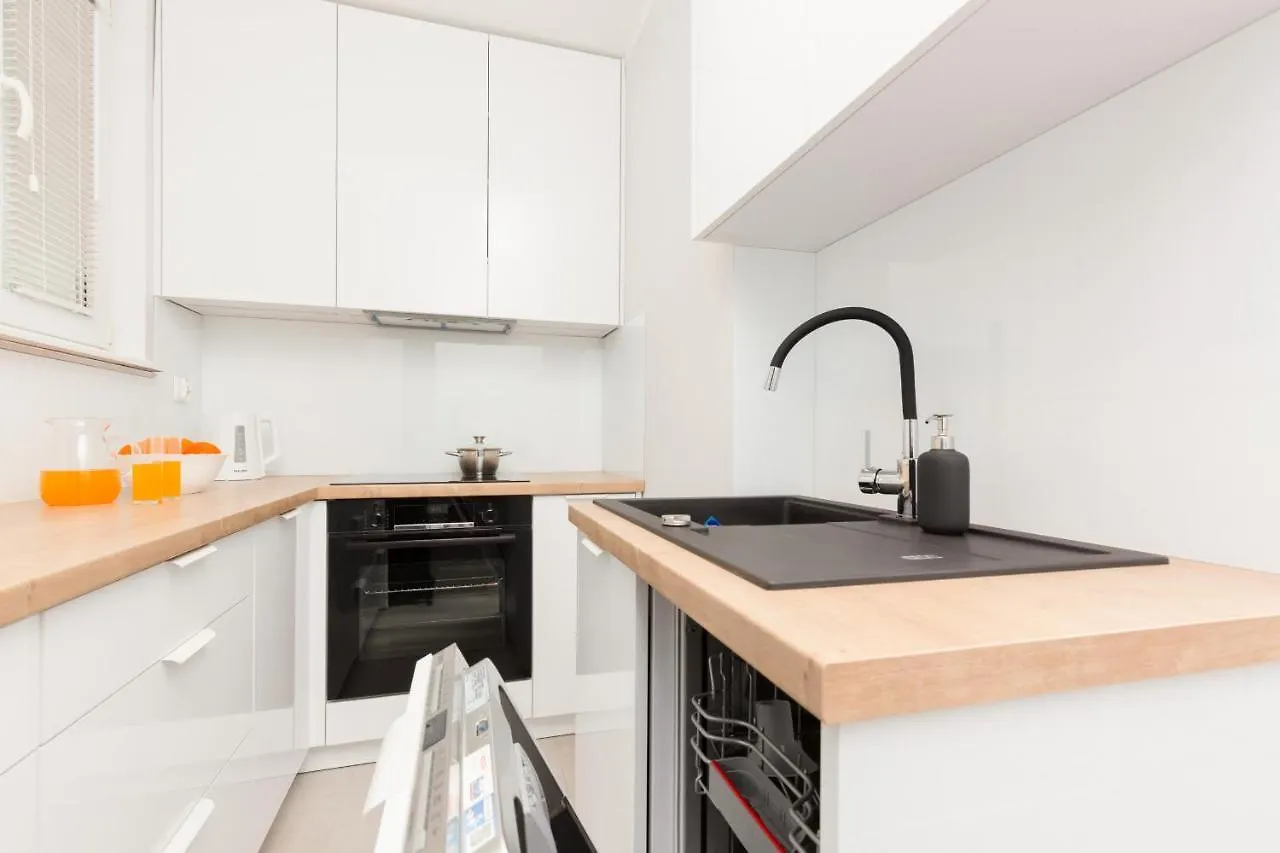 Two-Bedroom Apartament Gdansk 650 M Brzezno Beach By Noclegi Renters 0*,  Polsko